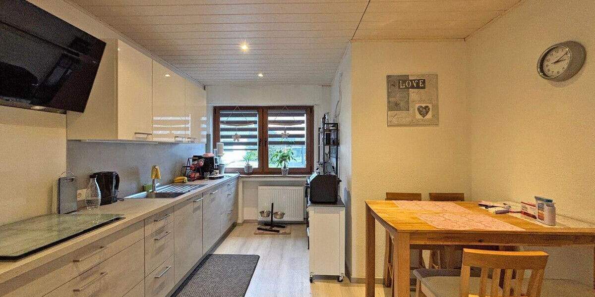Mehrfamilienhaus, Wohnhaus Voerde Spellen - 6 Zimmer, 165 m&sup2;, 395.000&euro; | Angebot:25278709