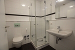 Moderne und großzügige 5 Zimmer-Wohnung über zwei Etagen mit separatem Eingang und Einbauküche - Maisonettenwohnung Düsseldorf Heerdt | Angebot:26971454