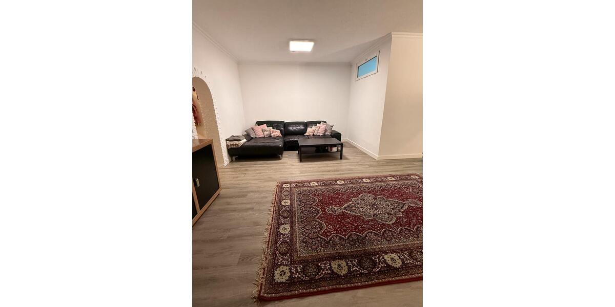 Etagenwohnung Krefeld Cracau - 3 Zimmer, 110 m&sup2;, 330.000&euro; | Angebot:24795955