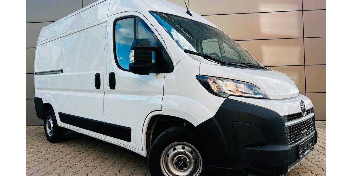 Opel Movano 30.000 km 26.775 &euro; Bottrop 46242