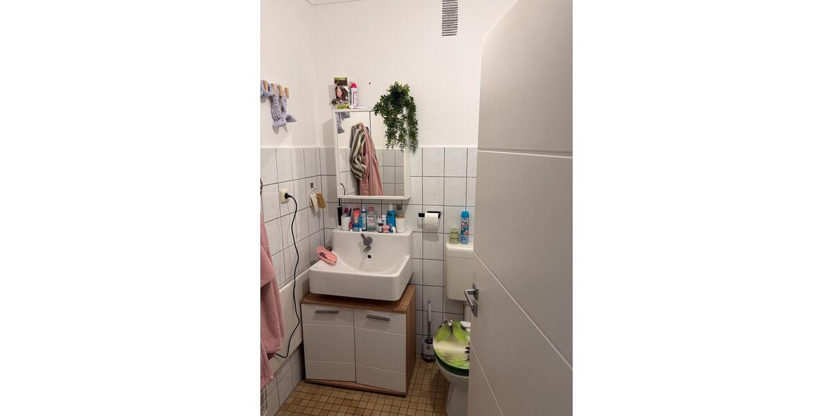 Etagenwohnung Bottrop - 2 Zimmer, 64 m&sup2;, 900&euro; | Angebot:26288126