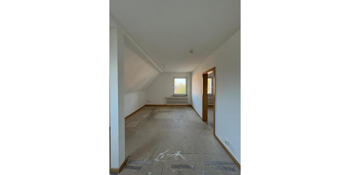 Dachgeschoßwohnung Bottrop Batenbrock - 1.5 Zimmer, 33 m&sup2;, 280&euro; | Angebot:26527108