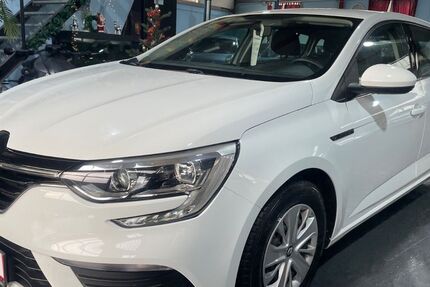 Renault Megane 124.000 km 7.490 &euro; Rheinberg 47495