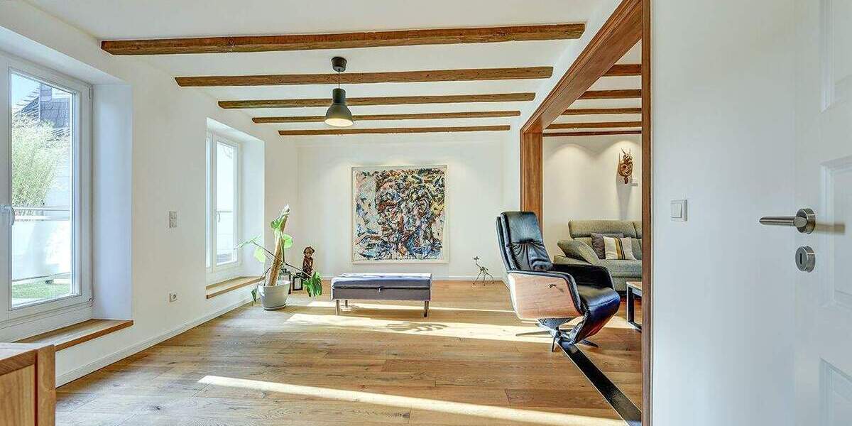 Mehrfamilienhaus, Wohnhaus Mettmann - 9 Zimmer, 307 m&sup2;, 3.700&euro; | Angebot:23824613