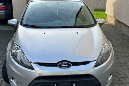 Ford Fiesta 144.684 km 1.950 &euro; Düsseldorf 40239