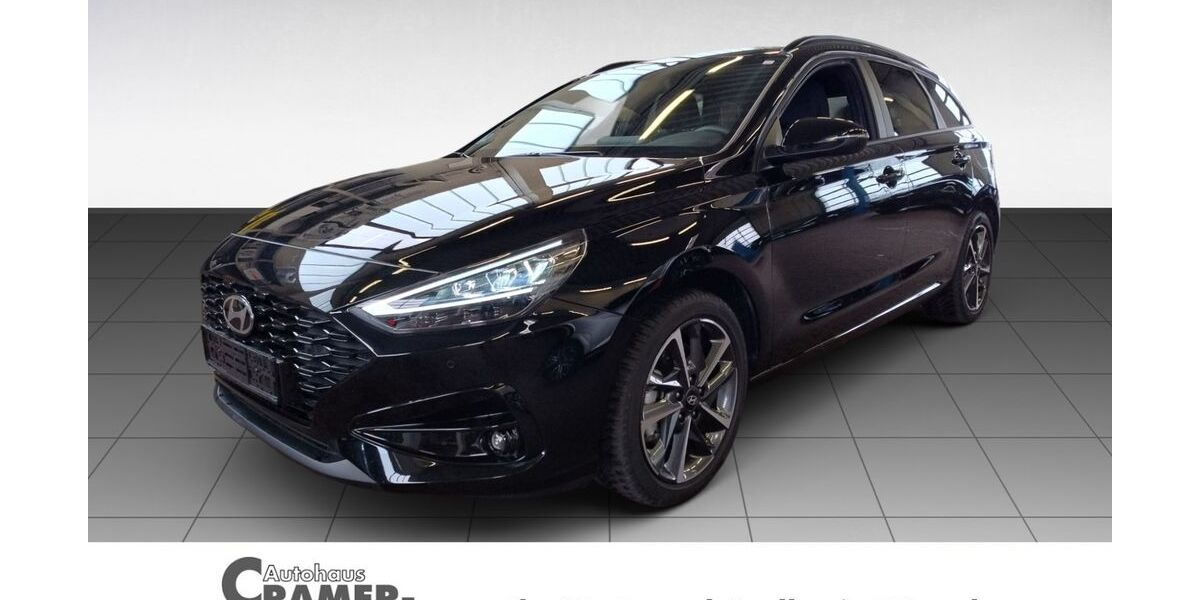 Hyundai i30 2.600 km 23.980 &euro; Wesel 46485