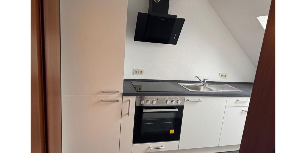 Dachgeschoßwohnung Bottrop - 3 Zimmer, 55 m&sup2;, 560&euro; | Angebot:25146670