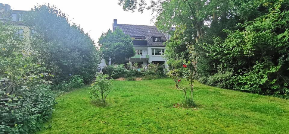 Eigentumswohnung mit großem Garten & Doppelgarage in Essen 4 zimmer