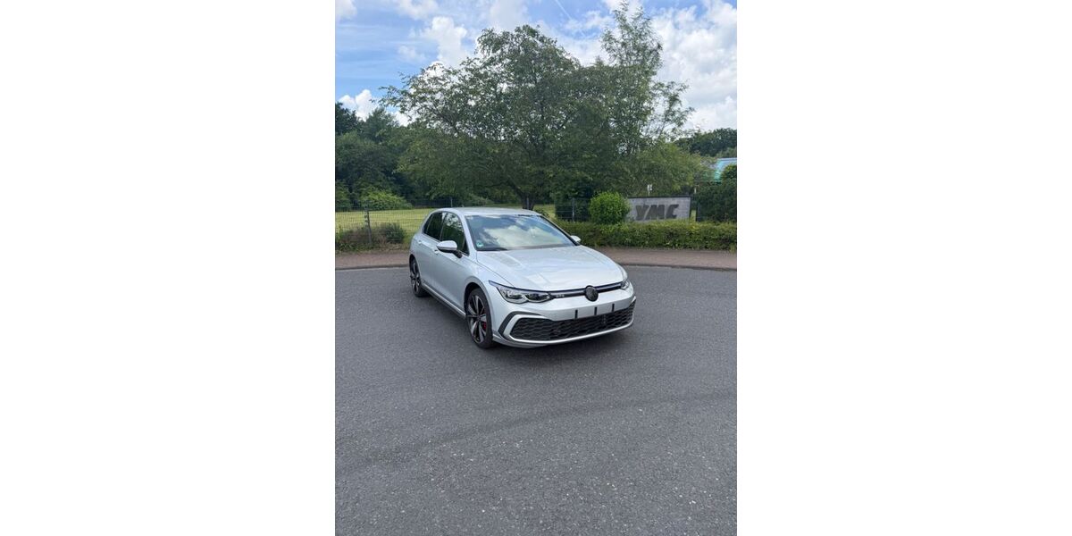 VW Golf 95.501 km 21.000 &euro; Dinslaken 46539