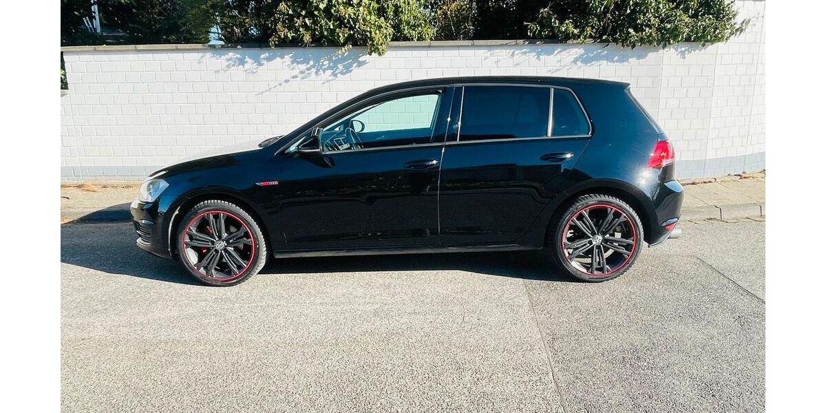 VW Golf 67.000 km 8.750 &euro; Tönisvorst 47918