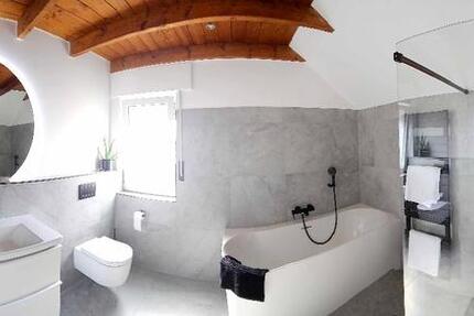 Große und helle Penthouse Wohnung zu verkaufen modernisiert zimmer