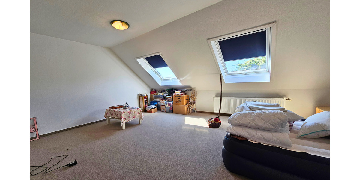 Großer Garten, freier Blick, viel Potenzial – Ihr neues Familienhaus in Kamp-Lintfort 5 zimmer