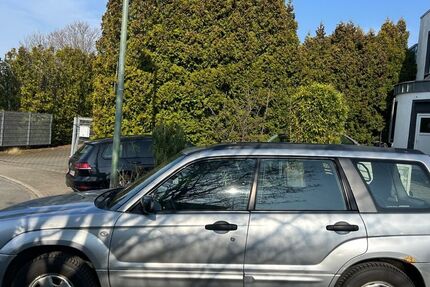 Subaru Forester 330.000 km 1.999 &euro; Essen 45326