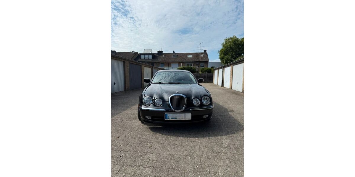 Jaguar S-Type 25.870 km 14.500 &euro; Krefeld 47805