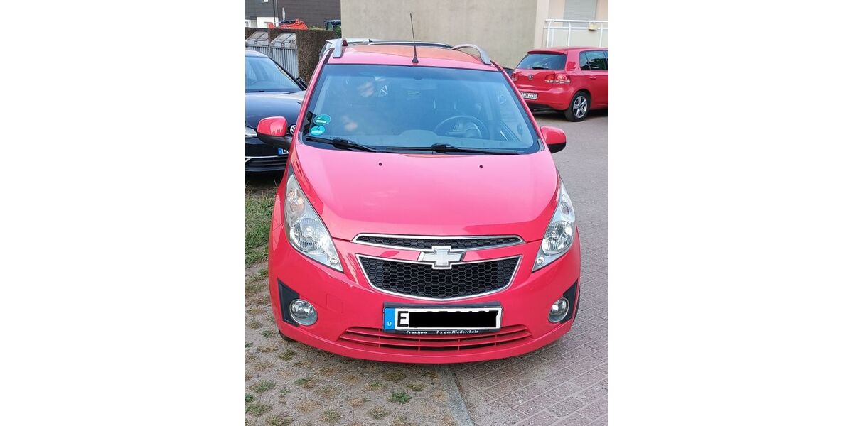 Chevrolet Spark 125.000 km 2.390 &euro; Essen 45279