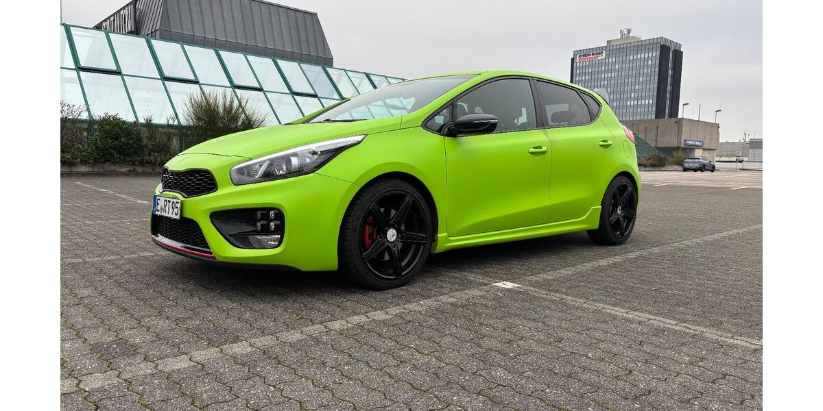 Kia ceed / Ceed 133.000 km 11.500 &euro; Essen 45147