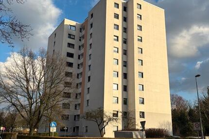 Teilsanierte 93m2 Erdgeschosswohnung mit 3,5 Zimmer 3.5 zimmer