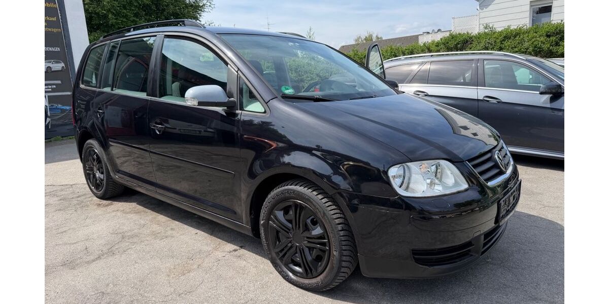 VW Touran 310.000 km 1.300 &euro; essen 45359