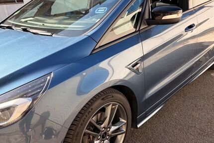 Ford S-Max 110.000 km 22.000 &euro; Düsseldorf 40215