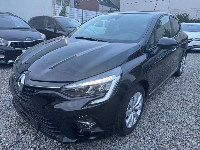 Renault Clio 15.631 km 11.650 € Gelsenkirchen 45888