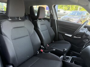 Suzuki Swift Comfort Hybrid +Sitzhzg.+CarPlay+LED+ 36.416 km 12.790 &euro; Meerbusch 40667