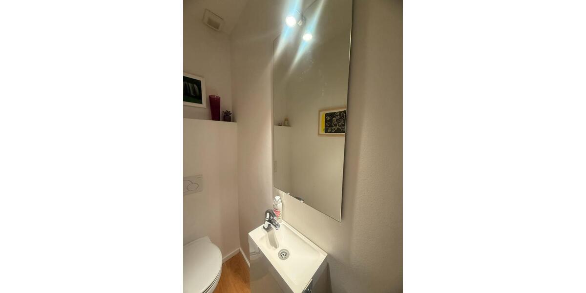 Einfamilienhaus Düsseldorf Niederkassel - 3.5 Zimmer, 113 m&sup2;, 2.999&euro; | Angebot:24638005