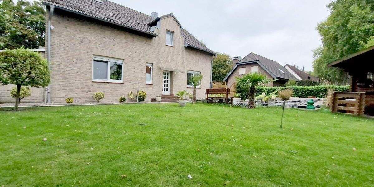Einfamilienhaus Oberhausen Schwarze Heide - 7 Zimmer, 595.000&euro; | Angebot:25611510