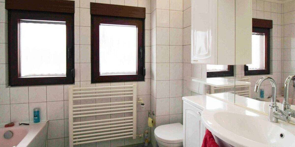 Einfamilienhaus Heiligenhaus Mitte - 6 Zimmer, 125 m&sup2;, 490.000&euro; | Angebot:26377784