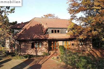 Haus Neukirchen-Vluyn Vluyn - 8 Zimmer, 219 m&sup2;, 1.665.440&euro; | Angebot:27303219