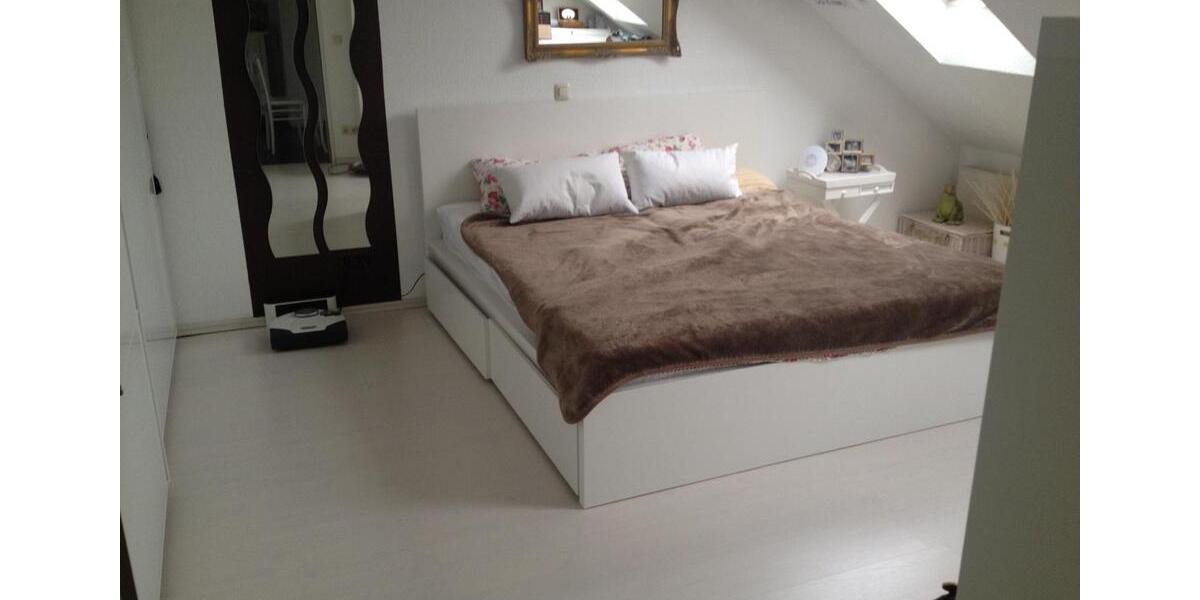 Dachgeschoßwohnung Bochum Eppendorf - 2.5 Zimmer, 63 m&sup2;, 508&euro; | Angebot:25398243