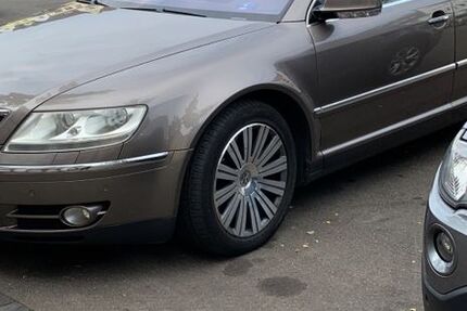 VW Phaeton 276.345 km 4.899 &euro; Herne 44649