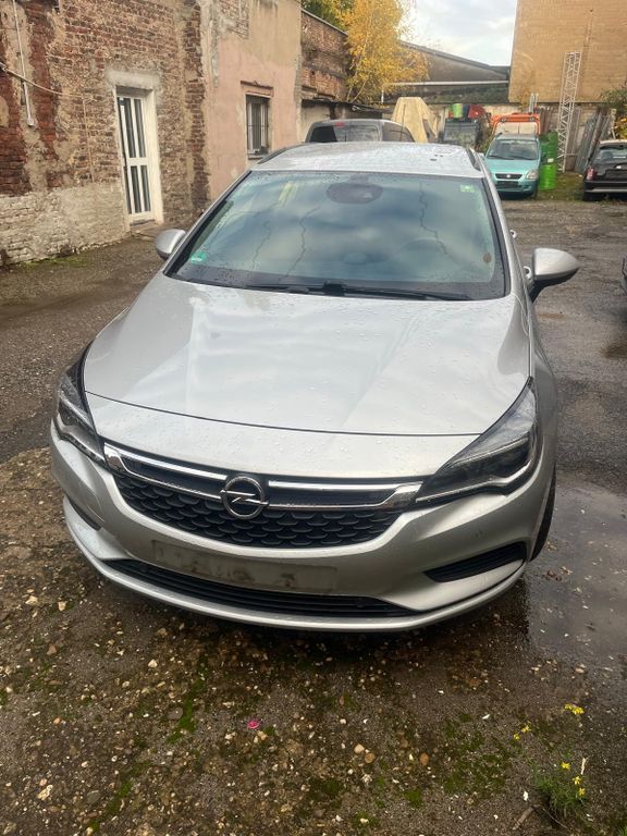 Opel Astra 107.000 km 7.300 € Essen 45326