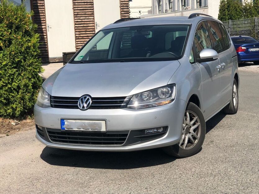 VW Sharan 173.668 km 10.500 € Gelsenkirchen 45884