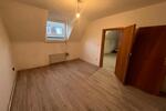 Dachgeschoßwohnung Oberhausen Osterfeld - 3.5 Zimmer, 75 m&sup2;, 650&euro; | Angebot:26237035