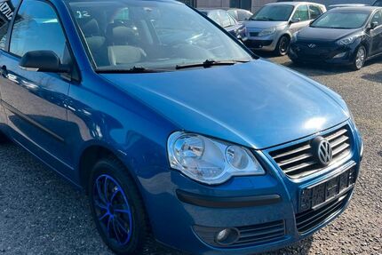 VW Polo 128.000 km 2.999 &euro; Kamp-Lintfort 47475