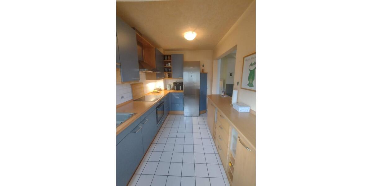 75 qm Dachgeschosswohnung, Einzelgarage und Garten in OB - Heide 3.5 zimmer