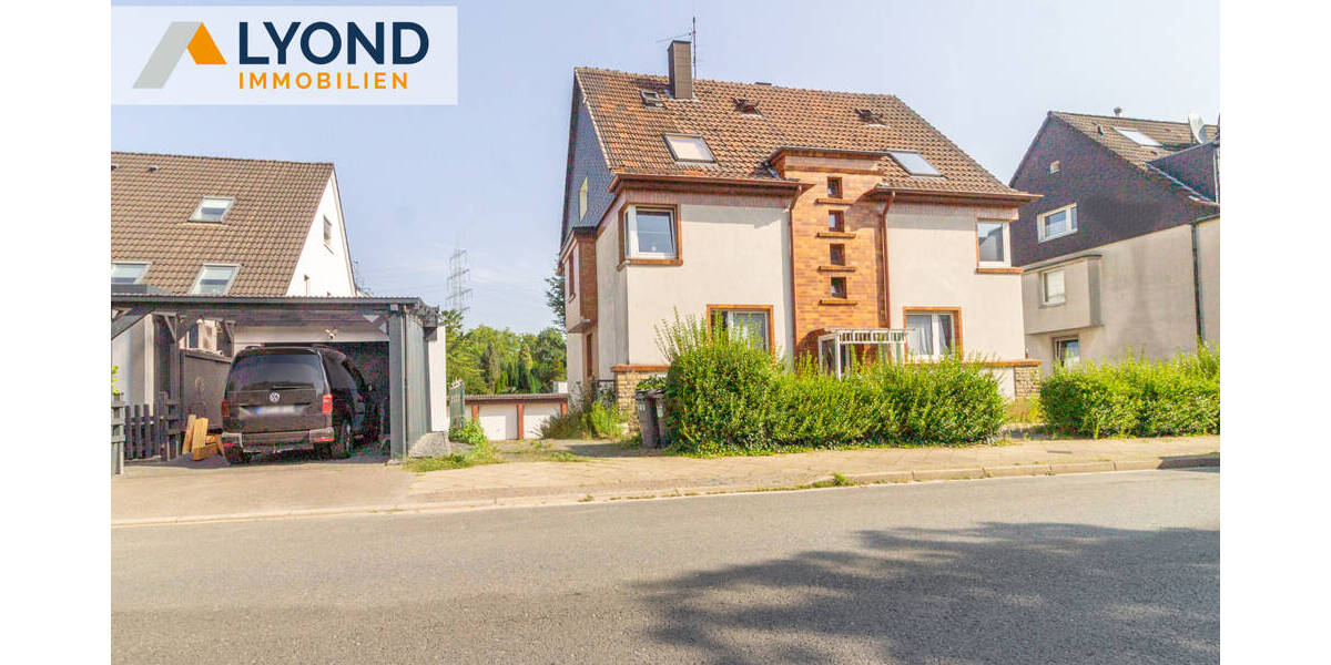 Dreifamilienhaus in ruhiger Lage mit 7 Garagen in Bochum-Wattenscheid! 8 zimmer