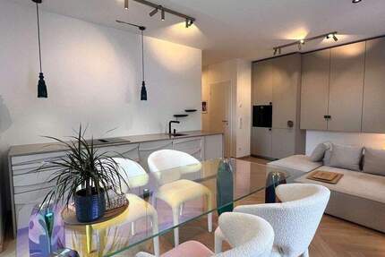 Exklusiv vollmöbliert: Design-Wohnung mit 2 Zimmern und Tageslichtbad am See 2 zimmer