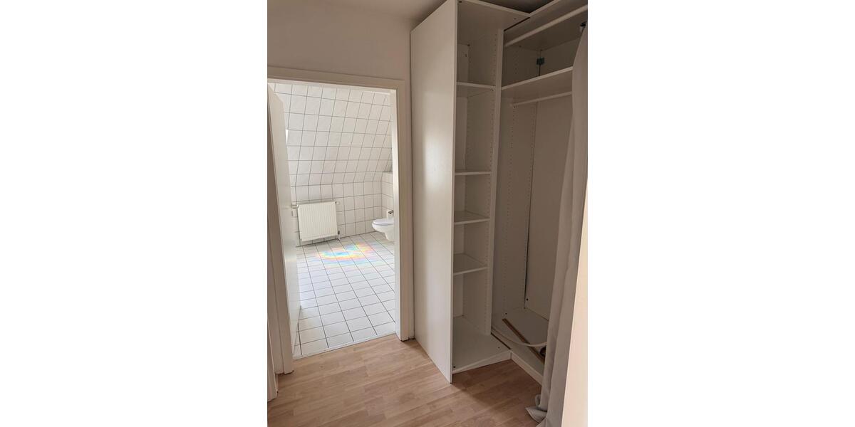 Dachgeschoßwohnung Recklinghausen Hillerheide - 3.5 Zimmer, 115 m&sup2;, 748&euro; | Angebot:26013847