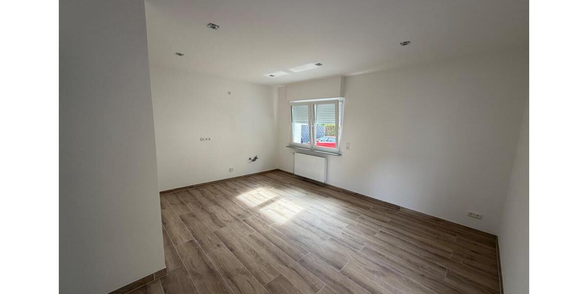 Erdgeschoßwohnung Gelsenkirchen Gelsenkirchen-Mitte - 2 Zimmer, 60 m&sup2;, 500&euro; | Angebot:26408164