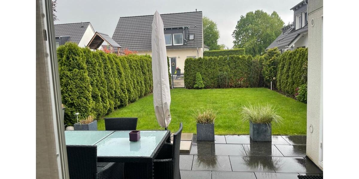 Doppelhaushälfte Essen Stadtbezirk V - 5 Zimmer, 133 m&sup2;, 2.150&euro; | Angebot:25422427