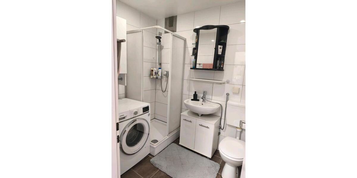 Etagenwohnung Duisburg Essenberg - 3 Zimmer, 86 m&sup2;, 104.000&euro; | Angebot:26398022