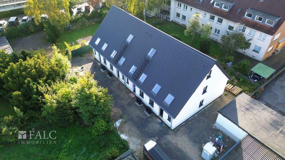 Modernes Neubauhaus (Erstbezug) mit Terrasse und Stellplatz zu vermieten 5 zimmer