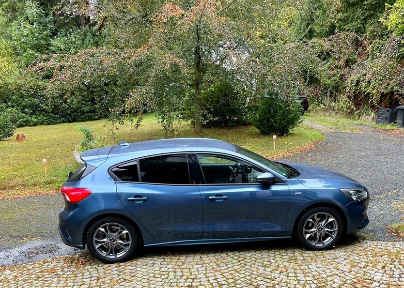 Ford Focus 68.000 km 18.100 € Bochum 44869