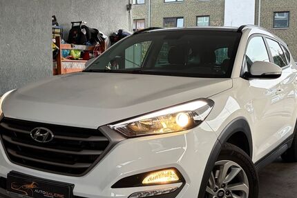 Hyundai TUCSON 160.000 km 13.989 &euro; Düsseldorf 40229