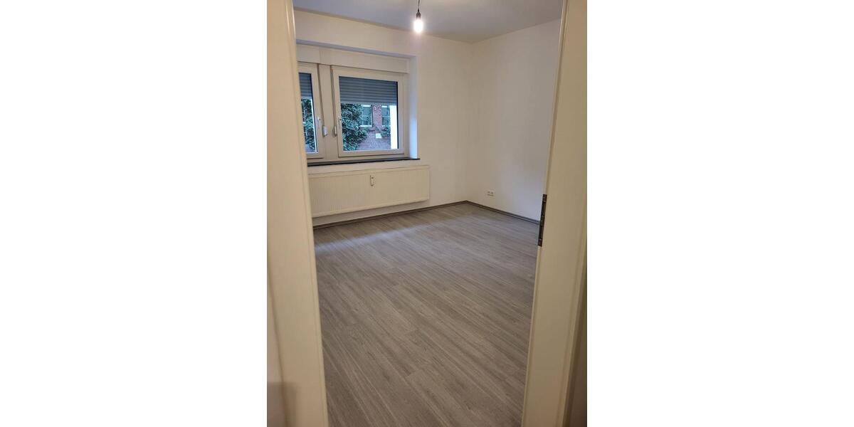 Erdgeschoßwohnung Bochum - 2.5 Zimmer, 48 m&sup2;, 480&euro; | Angebot:25547451