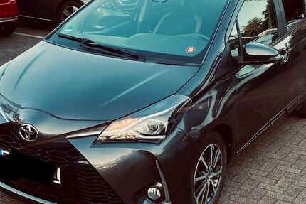 Toyota Yaris 23.200 km 13.000 € Essen 45356