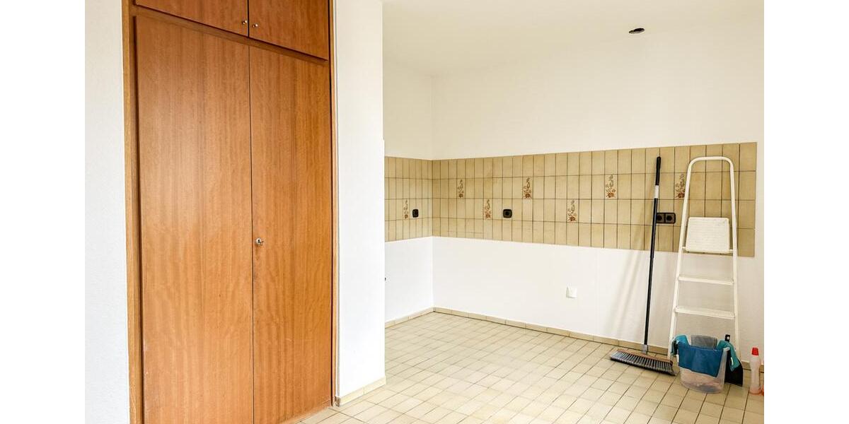 Etagenwohnung Bochum Wiemelhausen - 2.5 Zimmer, 72 m&sup2;, 680&euro; | Angebot:25433181