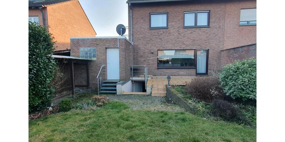 Doppelhaushälfte Krefeld Benrad - 4 Zimmer, 94 m&sup2;, 1.180&euro; | Angebot:25083921