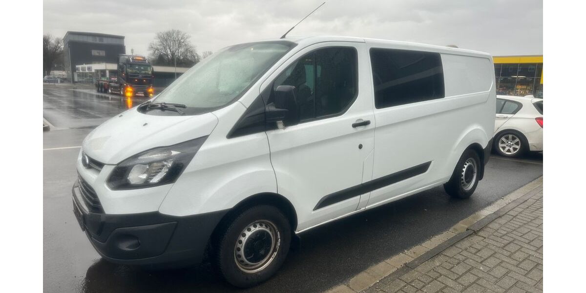 Ford Transit Custom 219.000 km 12.880 &euro; Duisburg 47138